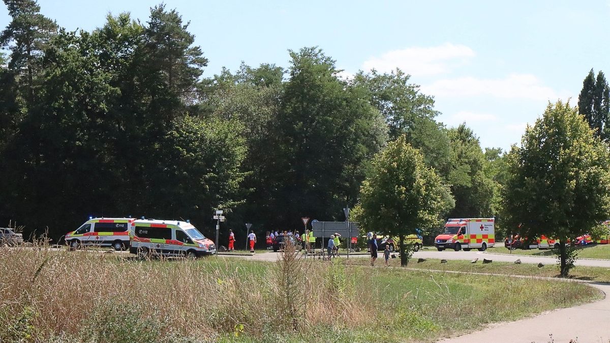 V bavorském Legolandu se srazily soupravy horské dráhy, tři desítky zraněných